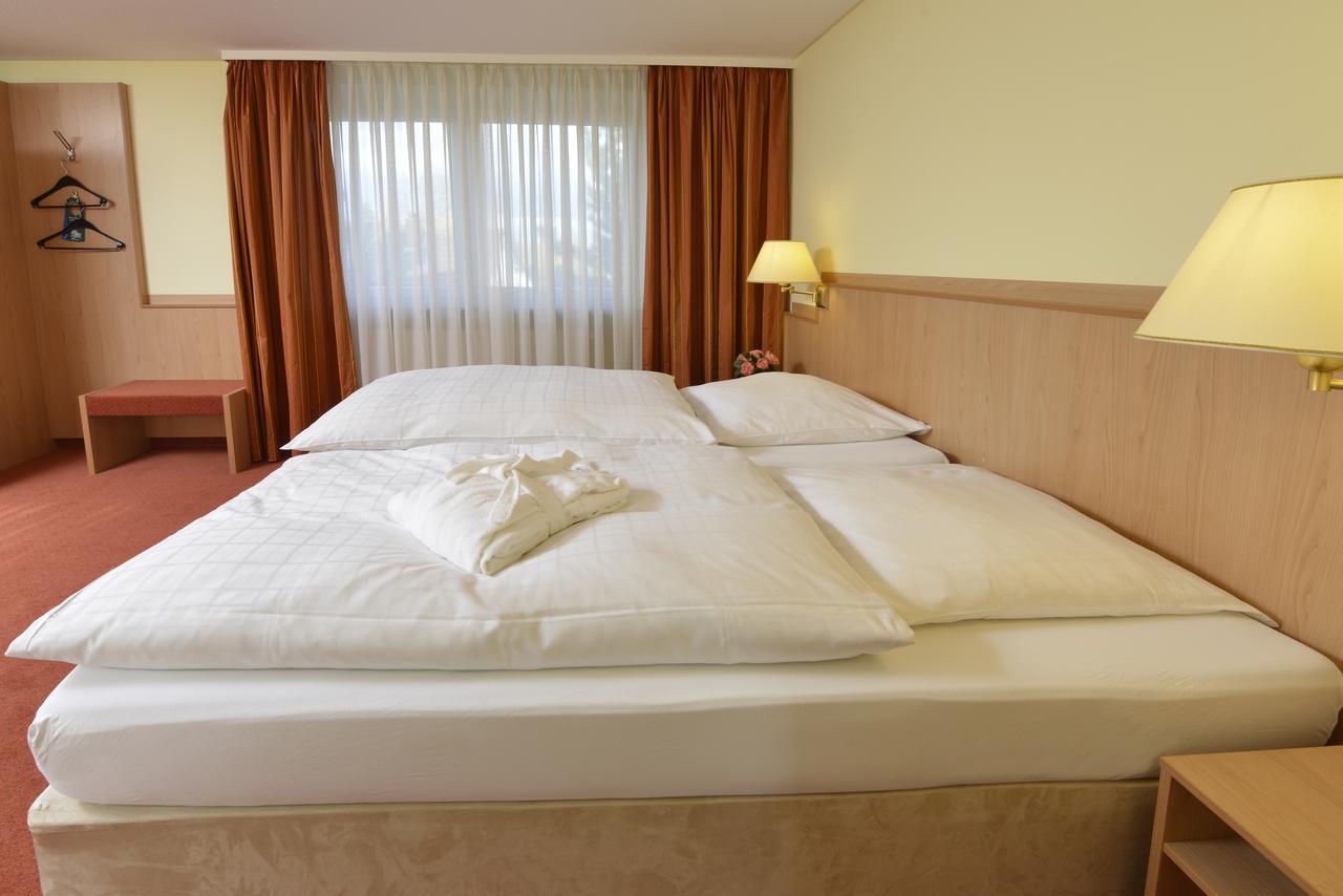 Hotel Sonne Eintracht Kg Achern Exterior photo