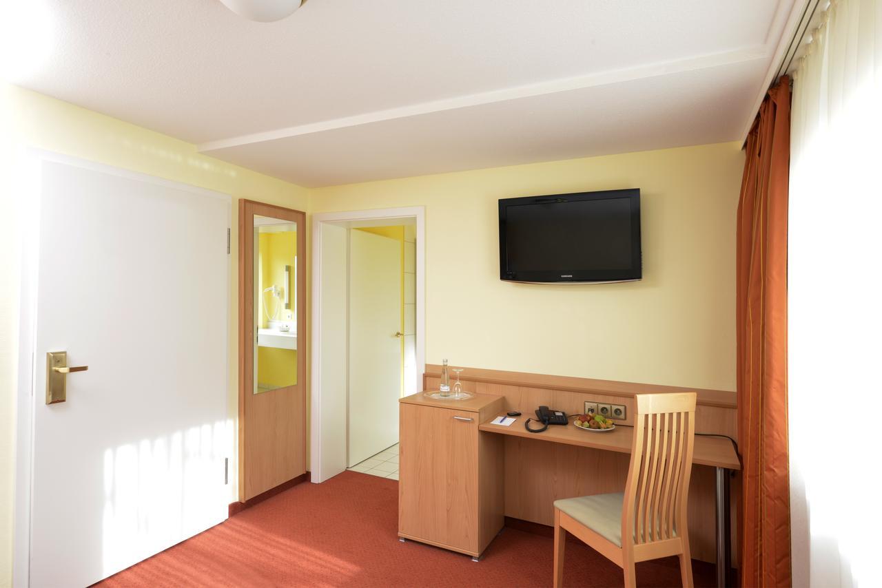 Hotel Sonne Eintracht Kg Achern Exterior photo